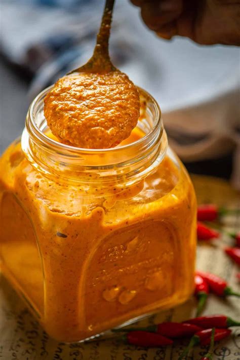 HOMEMADE NANDO’S PERI PERI SAUCE .